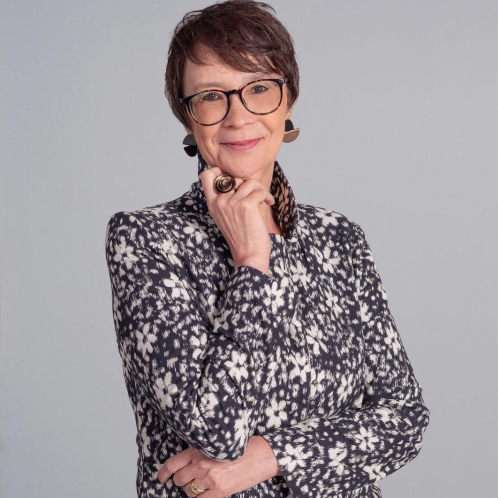 Palestrante - Januária Cristina Alves